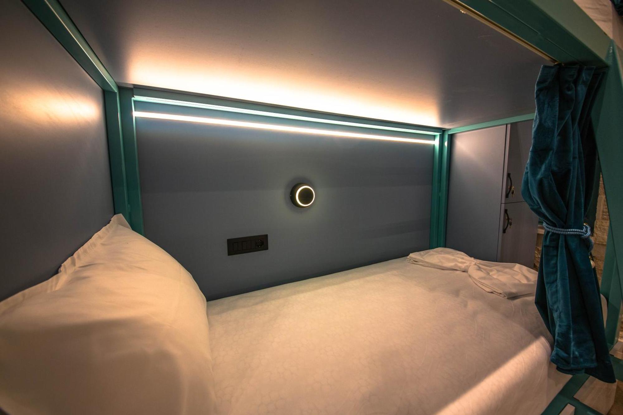 Vega 43 Hostel ساراندا المظهر الخارجي الصورة