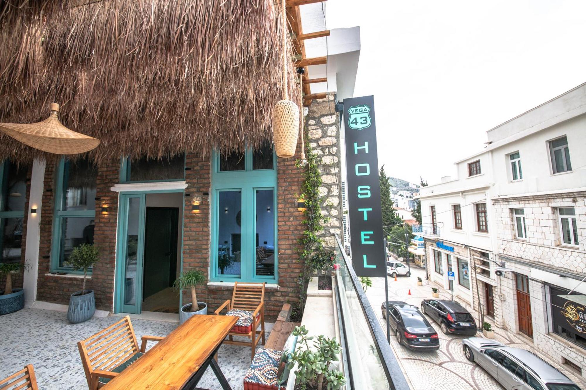 Vega 43 Hostel ساراندا المظهر الخارجي الصورة